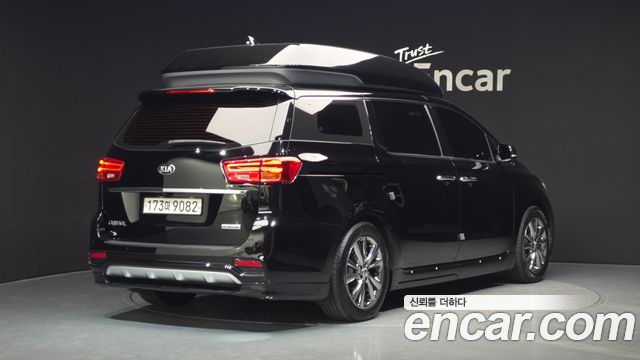 Kia Carnival из Кореи Encar