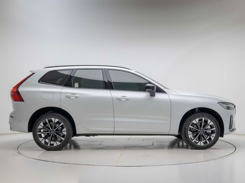 Volvo XC60 B5 Ultra Bright Air Sus — пробег 3 071 км — фото 5 из 5