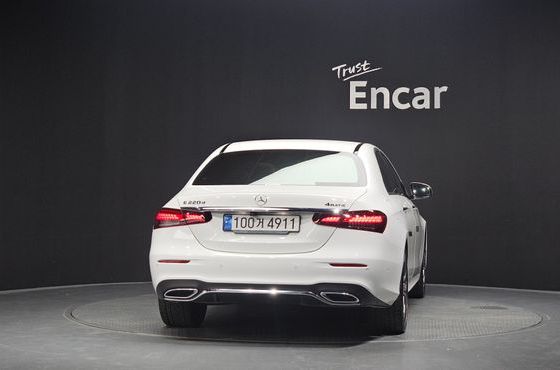Mercedes-Benz E-Class E220d 4MATIC AMG Line — пробег 64 157 км — фото 4 из 5