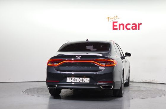 Hyundai Grandeur 2.4 Premium — пробег 86 946 км — фото 4 из 5