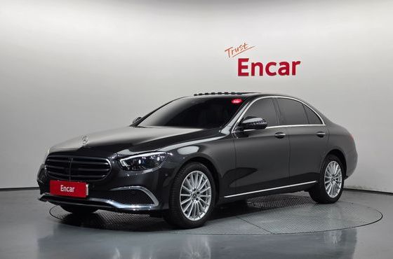 Mercedes-Benz E-Class E250 Exclusive — пробег 1 404 км — фото 1 из 5