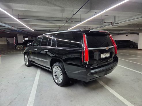 Cadillac Escalade 6.2 ESV 4th — пробег 60 500 км — фото 2 из 5