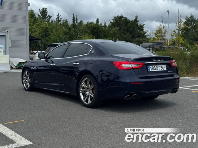 Maserati Quattroporte 3.0 Diesel — пробег 77 459 км — фото 2 из 5