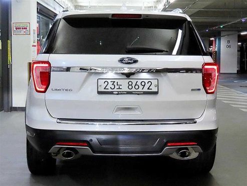 Ford Explorer 2.3 Limited 4WD 5th — пробег 66 185 км — фото 4 из 5