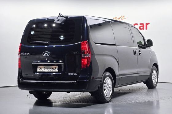 Hyundai Starex Van 5-Seater Modern — пробег 114 444 км — фото 2 из 5