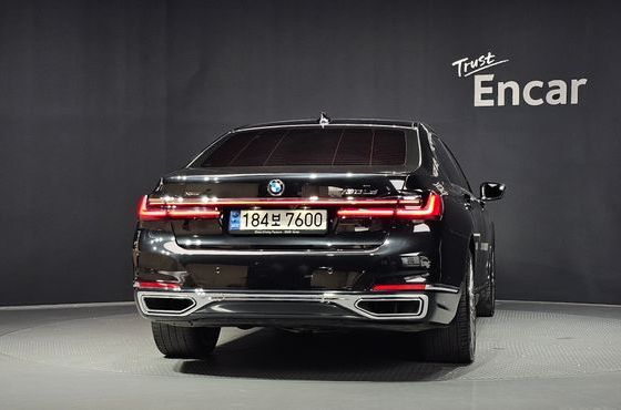 BMW 7-Series 730Ld xDrive Design Pure Excellence — пробег 84 616 км — фото 4 из 5