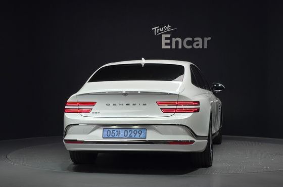 Genesis G80 e-AWD — пробег 8 374 км — фото 4 из 5