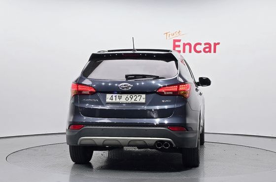 Hyundai Santafe Diesel(e-VGT) 2.0 2WD Premium — пробег 189 616 км — фото 4 из 5