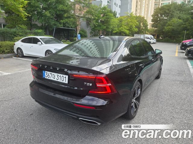 Volvo S60 T5 Inscroption — пробег 46 000 км — фото 3 из 5
