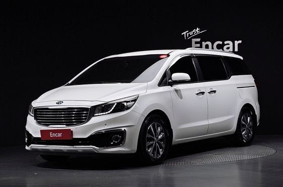 Kia Carnival 9-seater Luxury — пробег 185 467 км — фото 1 из 5
