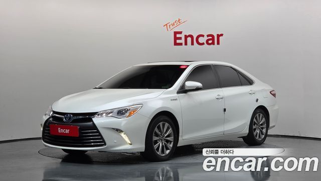 Toyota Camry Hybrid XLE — пробег 94 995 км — фото 1 из 5