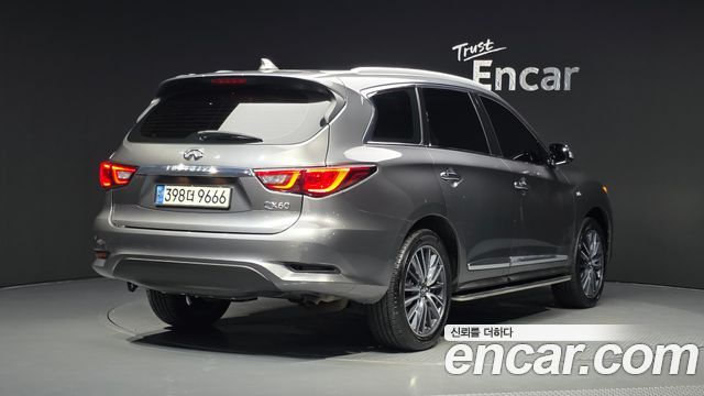 Infiniti QX60 3.5 AWD — пробег 86 863 км — фото 2 из 5