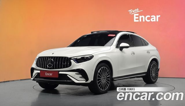 Mercedes-Benz GLC-Class GLC300 4MATIC Coupe — пробег 18 462 км — фото 1 из 5