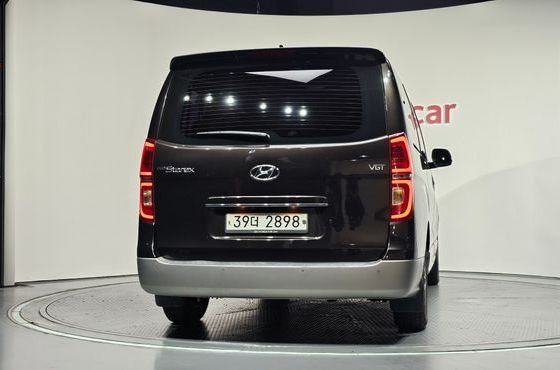 Hyundai Starex Urban 9-Seater Exclusive — пробег 99 597 км — фото 4 из 5