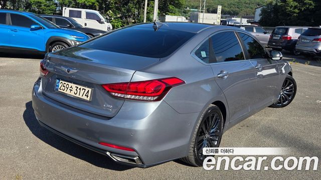 Hyundai Genesis из Кореи Encar