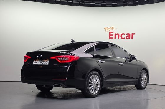 Hyundai Sonata 1.7 Diesel Smart — пробег 129 609 км — фото 2 из 5