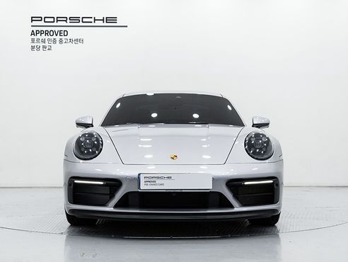Porsche 911 Carrera 4 GTS — пробег 14 910 км — фото 3 из 5