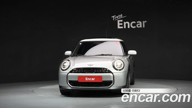 Mini Cooper Classic — пробег 8 810 км — фото 2 из 5