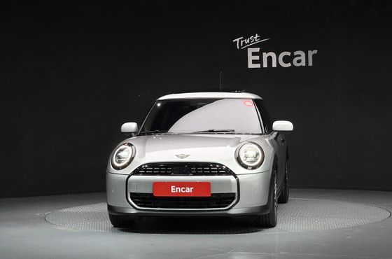 Mini Cooper Classic — пробег 8 810 км — фото 2 из 5