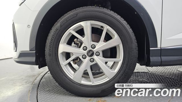 Audi Q3 из Кореи Encar
