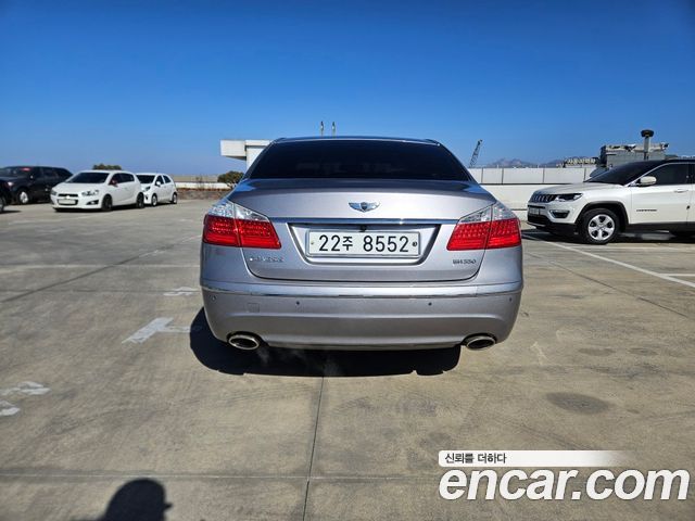 Hyundai Genesis из Кореи Encar