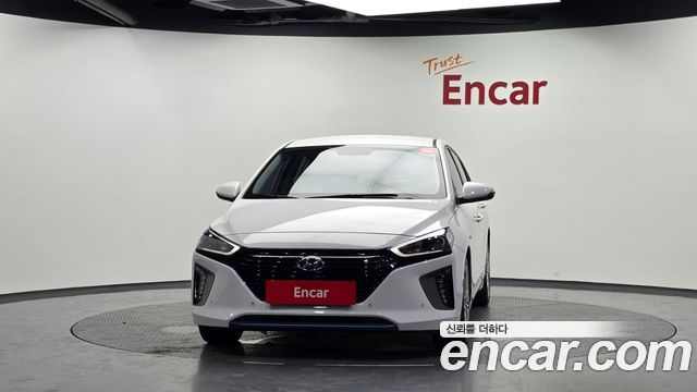 Hyundai Ioniq Q — пробег 120 626 км — фото 3 из 5