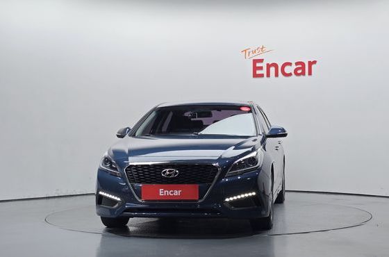 Hyundai Sonata 2.0 HEV Premium — пробег 131 918 км — фото 3 из 5
