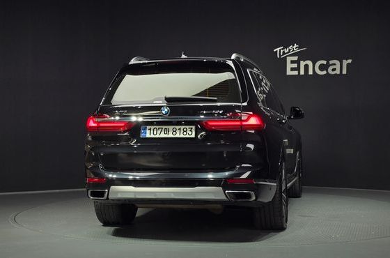 BMW X7 xDrive 30d Design Pure Excellence First Edition 6-Seater — пробег 146 585 км — фото 4 из 5