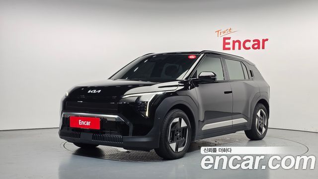 Kia EV3 Long Range 2WD Earth — пробег 23 862 км — фото 1 из 5