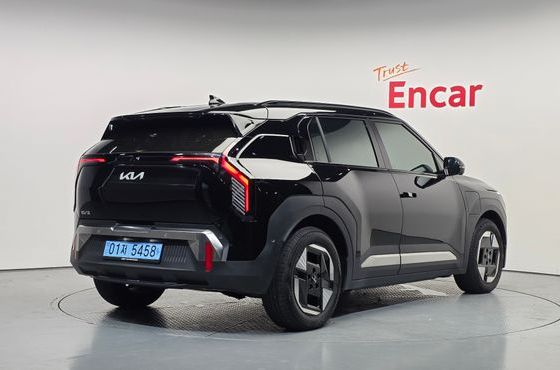 Kia EV3 Long Range 2WD Earth — пробег 23 862 км — фото 2 из 5