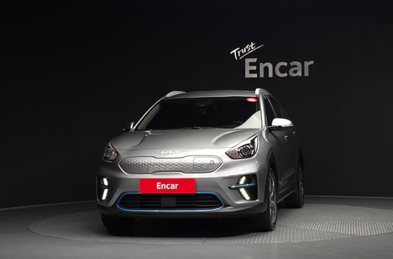 Kia Niro Prestige — пробег 87 639 км — фото 3 из 5