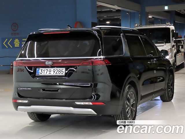 Kia Carnival из Кореи Encar