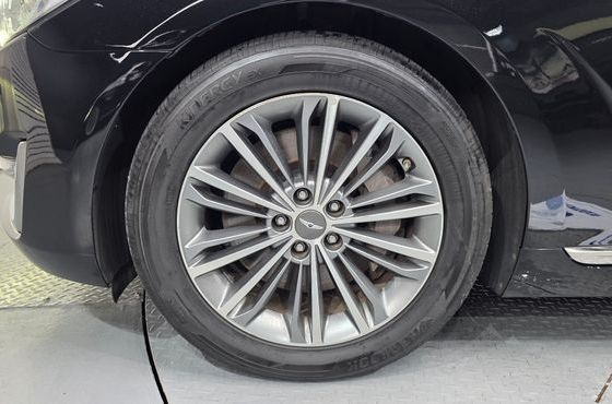 Genesis EQ900 3.8 GDI AWD Premium Luxury — пробег 142 622 км — фото 5 из 5
