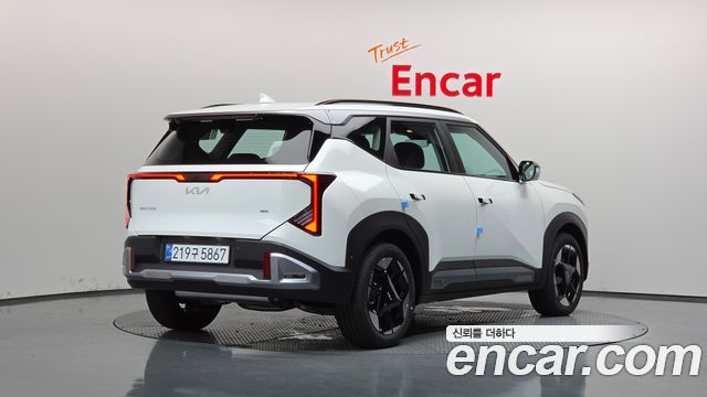 Kia Seltos Gasoline 1.6T 4WD Signature — пробег 24 км — фото 2 из 5