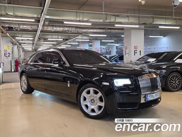 Rolls-Royce Ghost 6.6 EWB V12 — пробег 43 200 км — фото 1 из 5