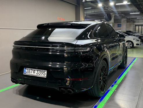 Porsche Cayenne 3.0 E-Hybrid Coupe — пробег 16 641 км — фото 3 из 5