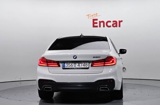 BMW 5-Series 530i M Sport Package Plus — пробег 100 186 км — фото 4 из 5