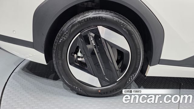 Kia EV4 из Кореи Encar