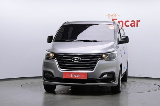 Hyundai Starex Van 5-Seater Modern — пробег 142 237 км — фото 3 из 5