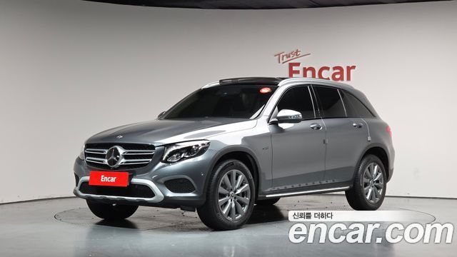 Mercedes-Benz GLC-Class GLC350e 4MATIC Premium — пробег 28 380 км — фото 1 из 5