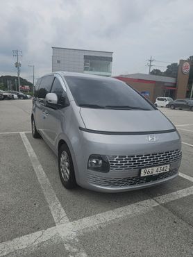 Hyundai Staria Cargo 3-Seater Smart — пробег 234 240 км — фото 1 из 5
