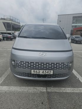 Hyundai Staria Cargo 3-Seater Smart — пробег 234 240 км — фото 3 из 5