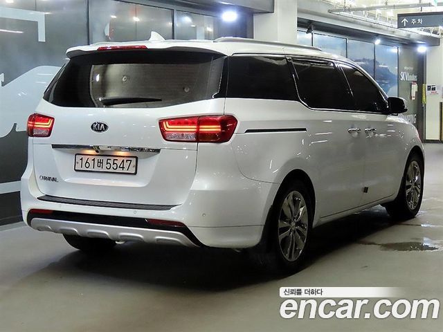 Kia Carnival из Кореи Encar