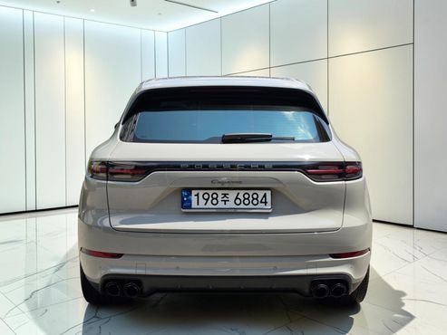 Porsche Cayenne 3.0 PLATINUM EDITION — пробег 28 000 км — фото 4 из 5