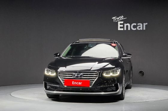 Hyundai Grandeur 3.3 Celebrity — пробег 208 617 км — фото 3 из 5
