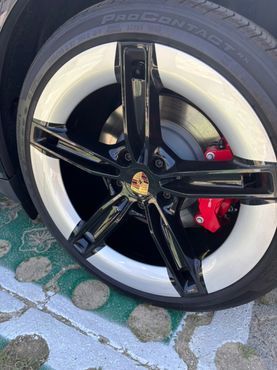 Porsche Taycan 4S — пробег 25 000 км — фото 5 из 5