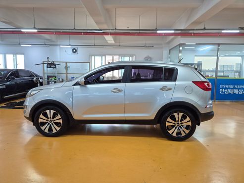 Kia Sportage Diesel 2WD TLX High-Deluxe — пробег 126 239 км — фото 4 из 5