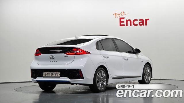 Hyundai Ioniq из Кореи Encar