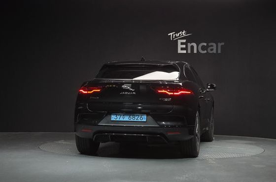 Jaguar I-PACE EV400 HSE — пробег 139 987 км — фото 4 из 5