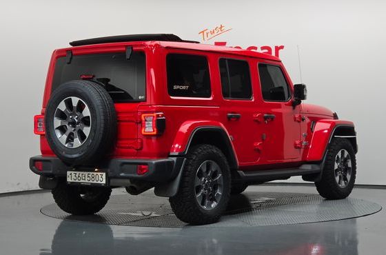 Jeep Wrangler 2.0 Overland Power Top 4Door — пробег 61 435 км — фото 2 из 5